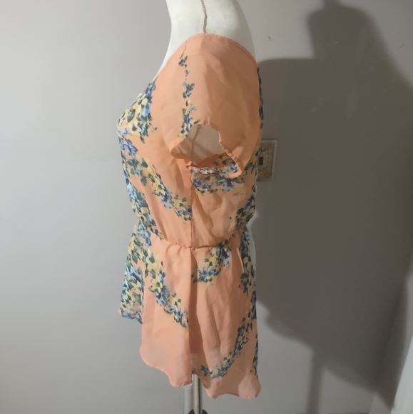Peach mesh floral shirt (juniors size L) - Picture 6 of 6